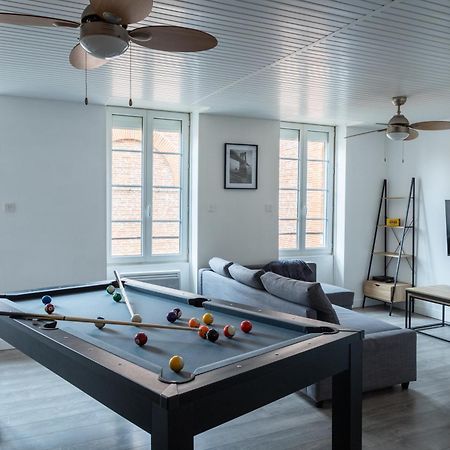 Apartament Grand Duplex Avec Billard Villeneuve-Tolosane Zewnętrze zdjęcie